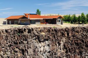 2012FebMar HighDesertDrama10.jpg