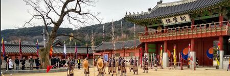 Hwaseong Fortress Suwon Gyeonggi.jpg